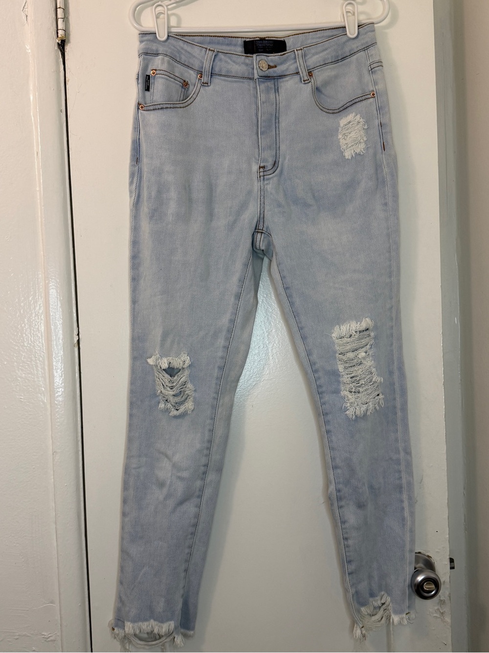 Monkey Ride Original Vintage Distressed Skinny Jeans Size 13/31 Light Wash
